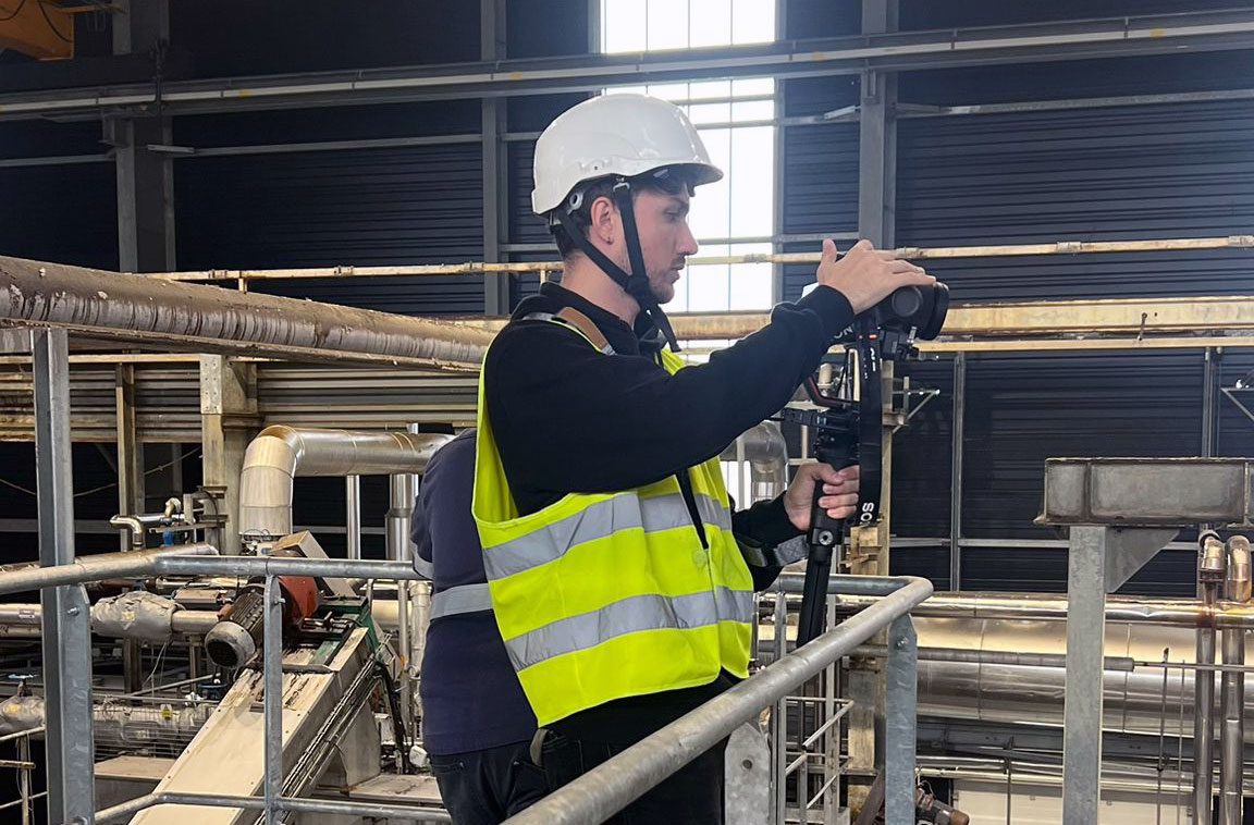 Portrait de Mateo à la caméra